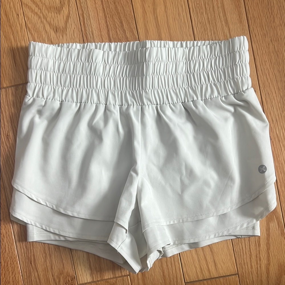RBX White Athletic Shorts with Elastic Waistband and Moisture-Wicking Fabric